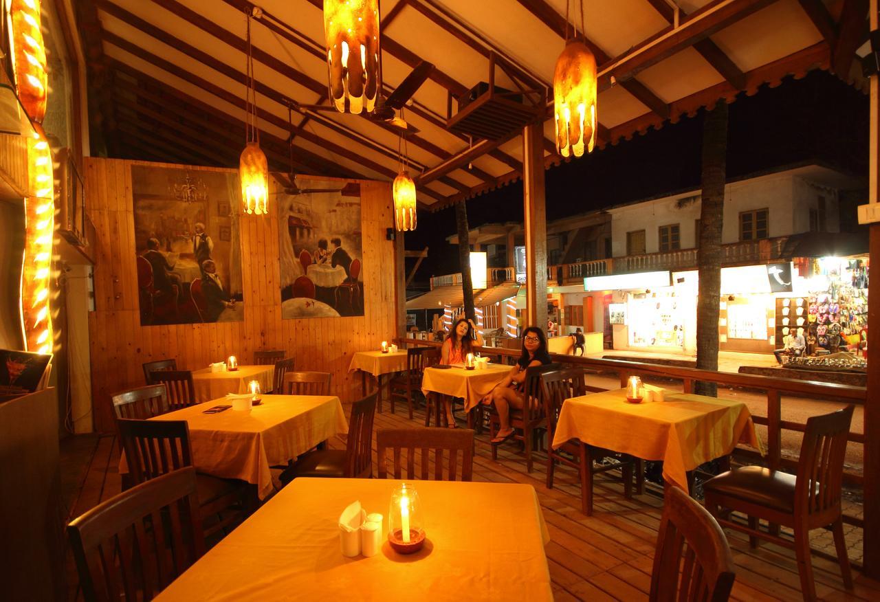 De Baga Deck Comforts Calangute Esterno foto