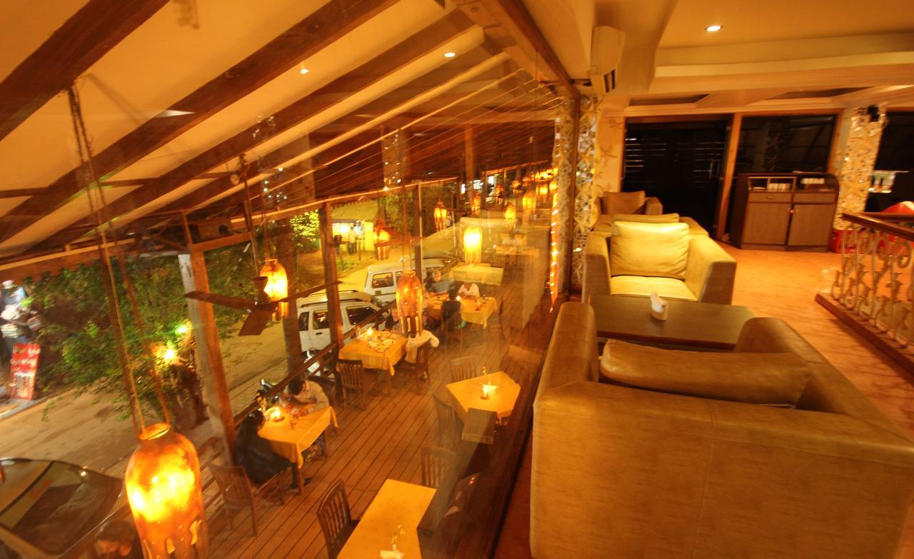 De Baga Deck Comforts Calangute Esterno foto